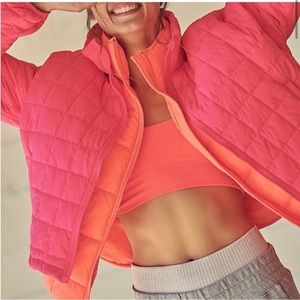 NWT Free people movement poppy packable puffer jacket in pink/rose size xsmall